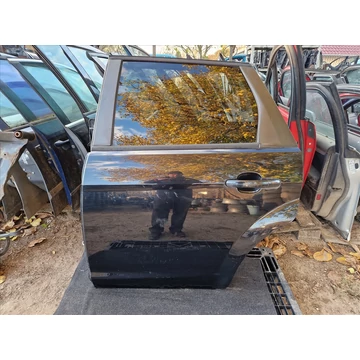 FORD FOCUS MK2 FACELIFT KOMBI bal hátsó ajtó