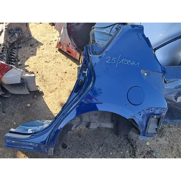 TOYOTA VERSO bal hátsó sárvédő negyed