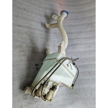 Suzuki Vitara (LY) Ablakmosó folyadék tartály