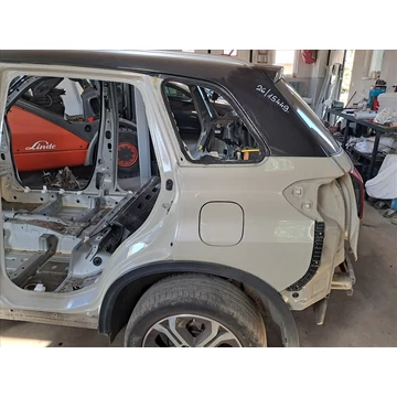 Suzuki Vitara (LY) Bal hátsó sárvédő negyed