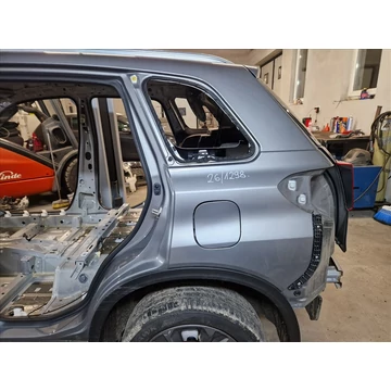 Suzuki Vitara (LY) Bal hátsó sárvédő negyed