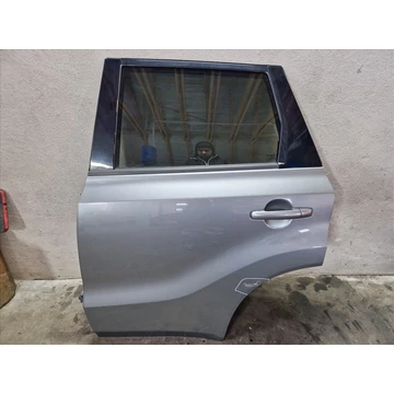 SUZUKI VITARA (LY) Bal hátsó ajtó ZCD