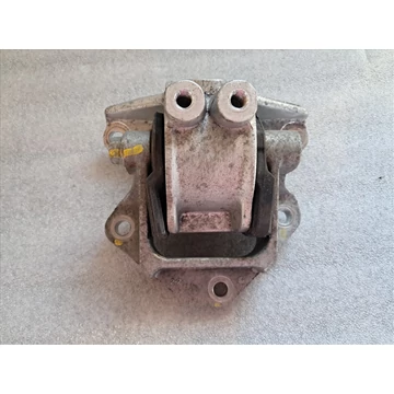 Suzuki Vitara (LY) 1.6 BENZINES M16A Váltó tartó bak