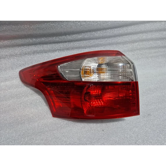FORD FOCUS III kombi bal hátsó lámpa BM5113405G