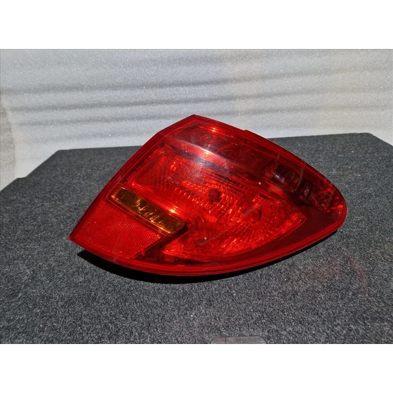 OPEL MERIVA B jobb külső hátsó lámpa 13253628