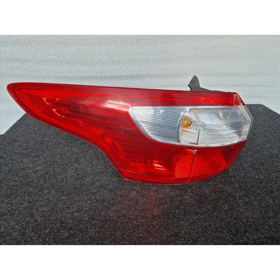 FORD FOCUS III kombi bal hátsó lámpa BM5113405G