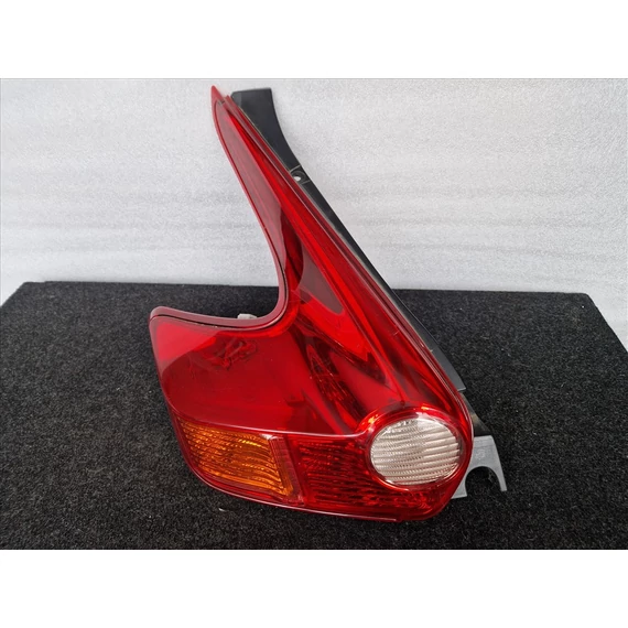 NISSAN JUKE (F15) Bal hátsó lámpa