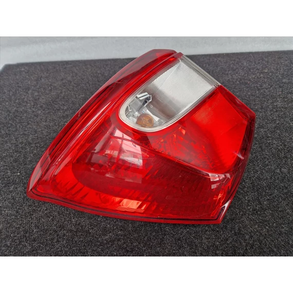 SUZUKI SX4 S-CROSS (JY) bal hátsó lámpa 22017733