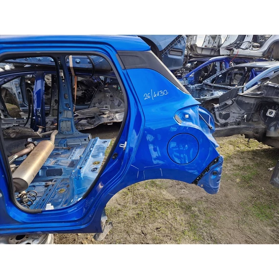SUZUKI SWIFT V Bal hátsó sárvédő, negyed