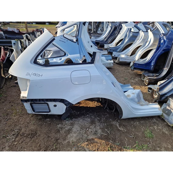 SKODA OCTAVIA III (5E) kombi jobb hátsó sárvédő negyed