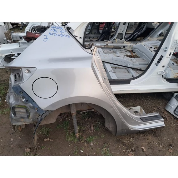 MAZDA 3 (BL)  jobb hátsó sárvédő negyed