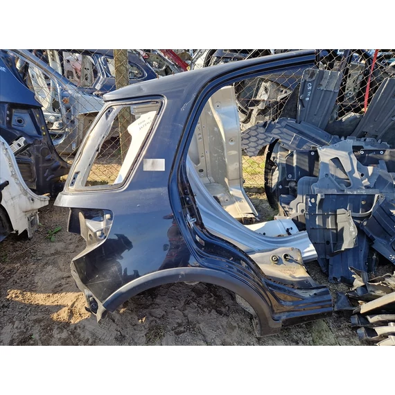 SUZUKI SX4 Jobb hátsó sárvédő