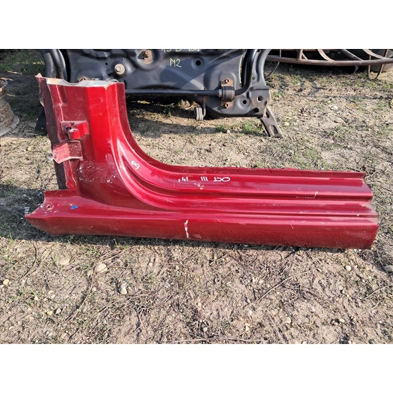 SKODA OCTAVIA III (5E) Bal küszöb