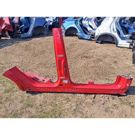 FORD C-MAX II jobb küszöb, oszlop