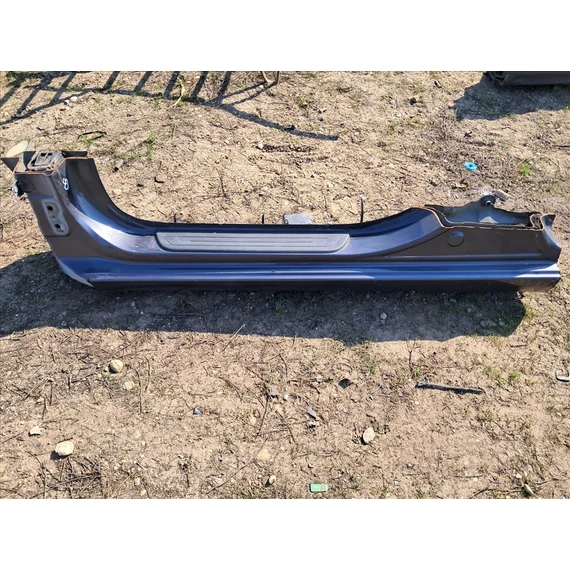 HYUNDAI I30 (GD) bal küszöb