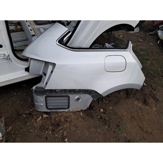 SKODA OCTAVIA III (5E) kombi jobb hátsó sárvédő 