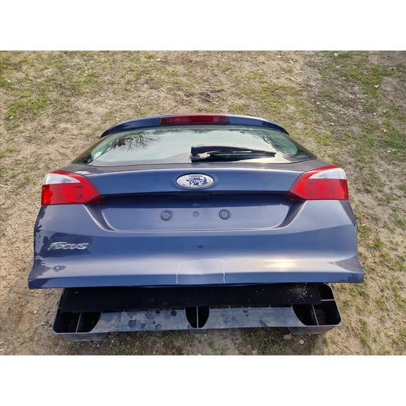 FORD FOCUS III kombi csomagtérajtó