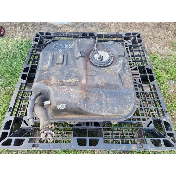 HYUNDAI I30 (GD) diesel tank