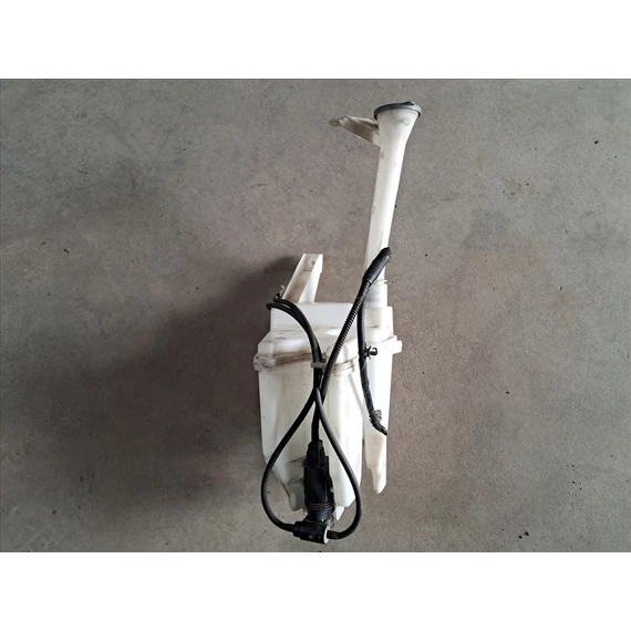 NISSAN JUKE (F15) Ablakmosó folyadék tartály