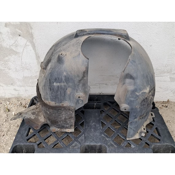 AUDI A3 (8V) Jobb első dobbetét