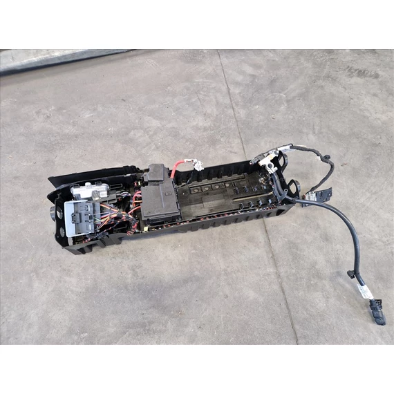 OPEL ASTRA K biztosíték doboz, akkumulátor elektronika 39023242