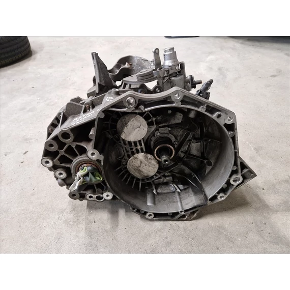 OPEL ASTRA K 1.6 CDTI Váltó F40