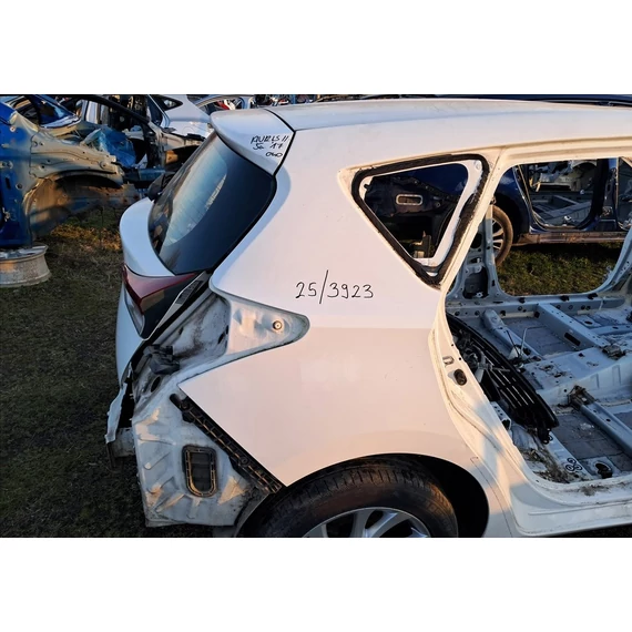 TOYOTA AURIS II  jobb hátsó sárvédő negyed