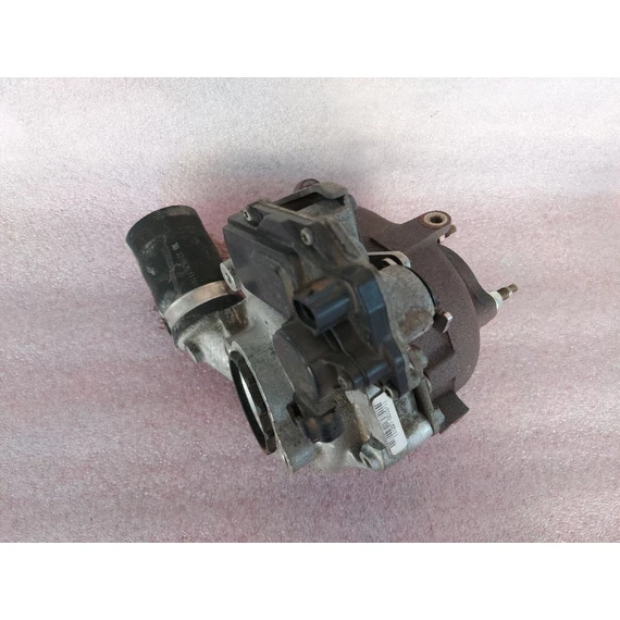TOYOTA AVENSIS T27 2.0 D4D turbó 172010R080