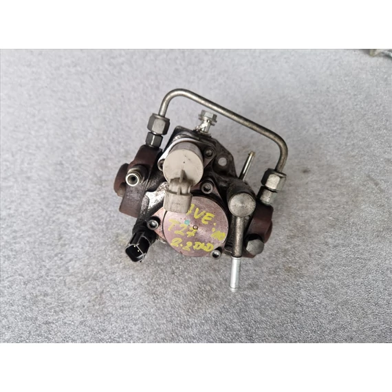 TOYOTA AVENSIS T27 2.2 D4D Magasnyomású szivattyú 22100-0R040