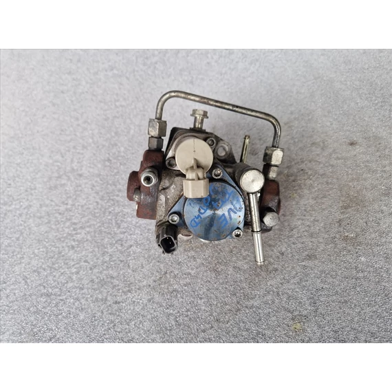 TOYOTA AVENSIS T27 2.0 D4D Magasnyomású szivattyú 22100-0R040