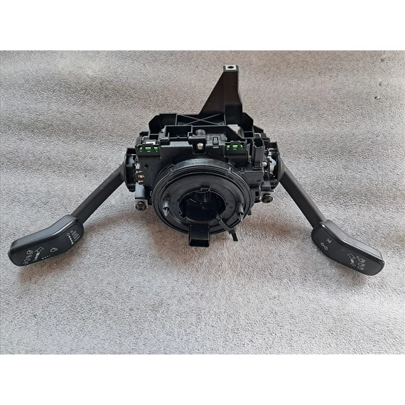 VOLKSWAGEN PASSAT B8 (3G) Komplett kormánykapcsoló, bajuszkapcsoló 5Q0953569A, 5Q0953502M, 3Q0953521P