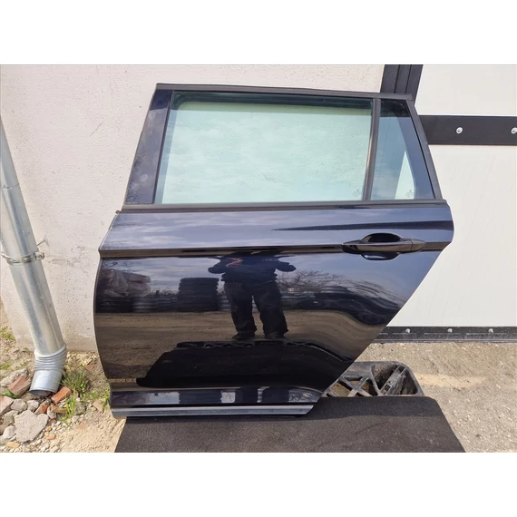 VOLKSWAGEN PASSAT B8 (3G) VARIANT Bal hátsó ajtó