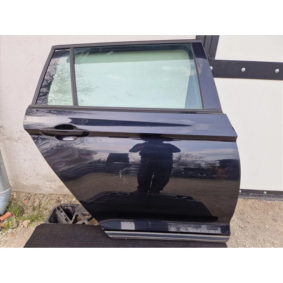 VOLKSWAGEN PASSAT B8 (3G) VARIANT Jobb hátsó ajtó