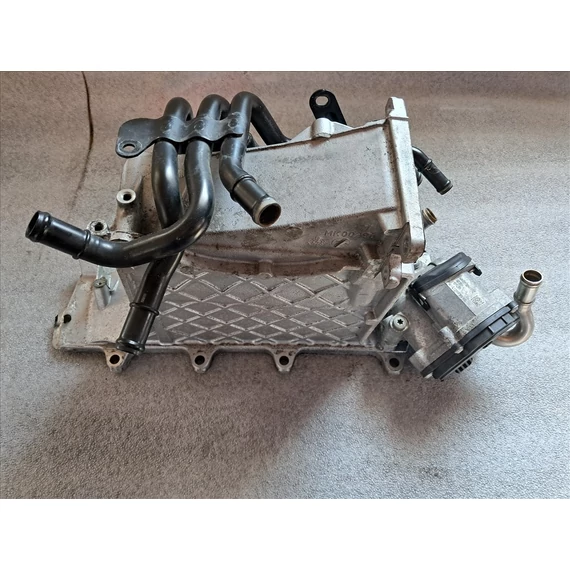 VOLKSWAGEN PASSAT B8 1.6 CRTDI DCX Szívósor 04L129766AH