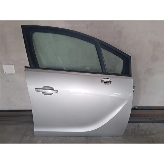 OPEL MERIVA B Jobb első ajtó