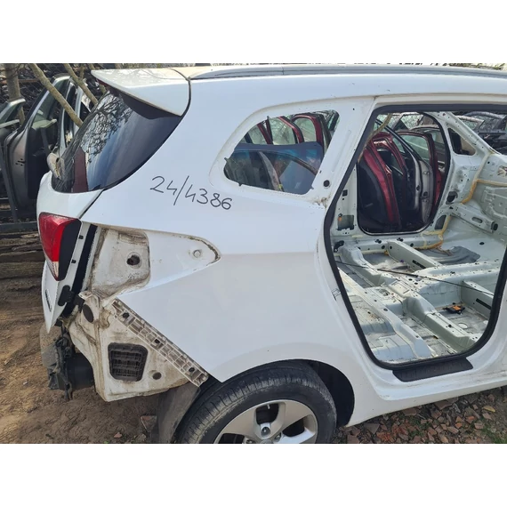KIA CARENS (RP) jobb hátsó sárvédő negyed
