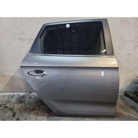 KIA CARENS (RP) Jobb hátsó ajtó IM