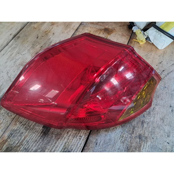 KIA CEED II (JD) bal külső hátsó lámpa