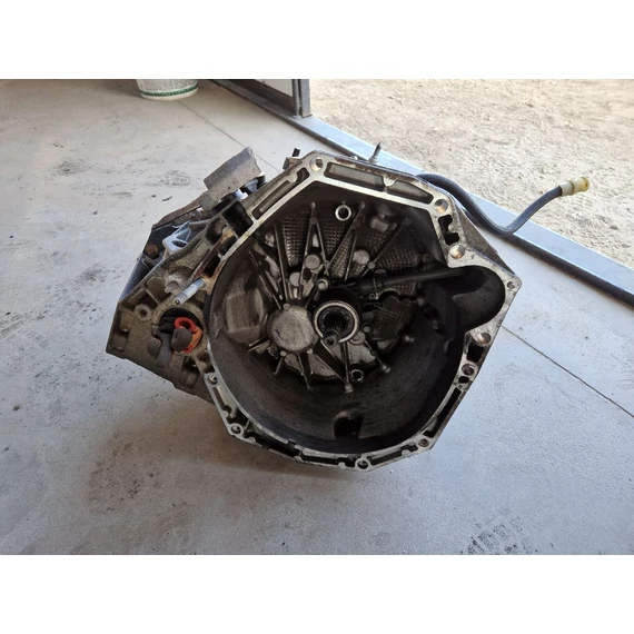 DACIA DUSTER 1.5 DCI 2WD váltó TL4043