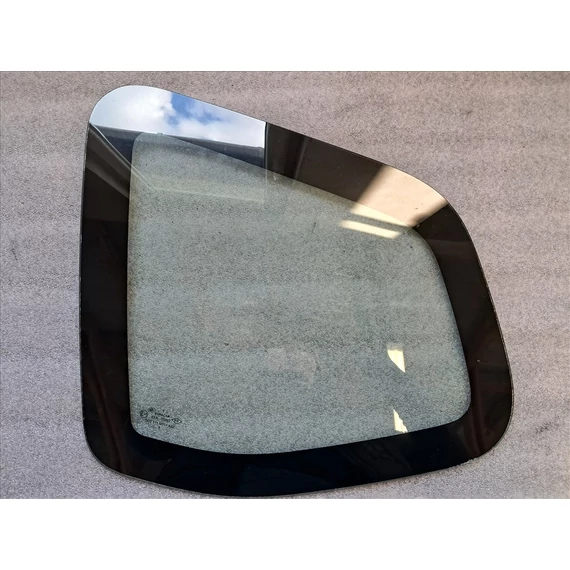 DACIA DUSTER Bal C oszlop oldalüveg