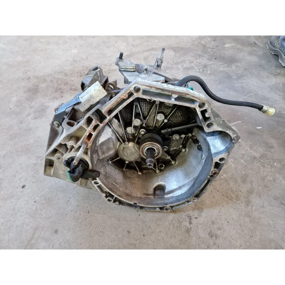 DACIA DUSTER 1.5 DCI 2WD váltó TL4B043