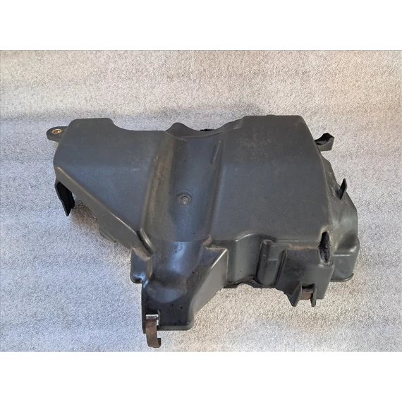 DACIA DUSTER 1.5 DCI K9KR856 Felső motorburkolat 175B18460R