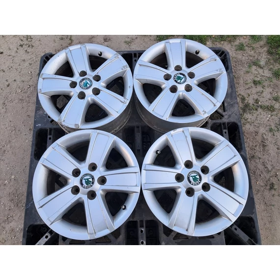 SKODA OCTAVIA II (1Z) 15"-ös alufelni szett