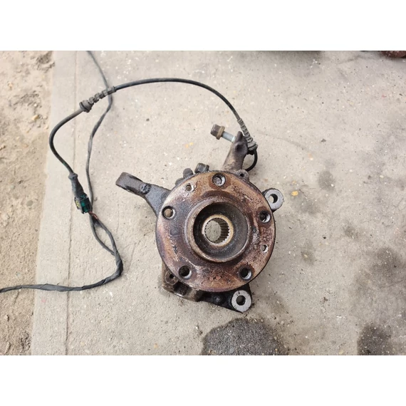 DACIA DUSTER 1.5 DCI jobb első csonkállvány