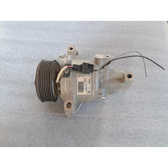 DACIA DUSTER II 1.6 SCE Klímakompresszor 926005689R