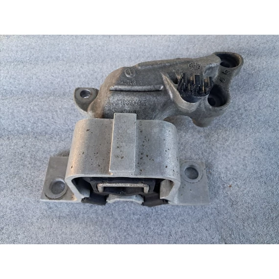 DACIA DUSTER II 1.6 SCE H4MD738 motortartó bak 112323439R