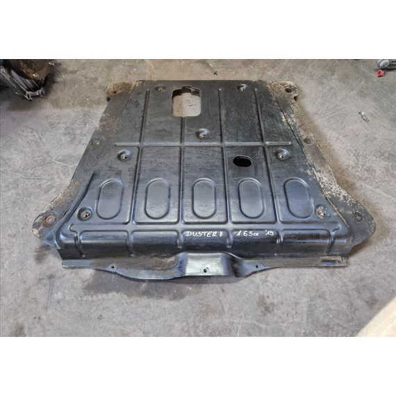 DACIA DUSTER II 1.6 SCE alsó motorburkolat 758901685R