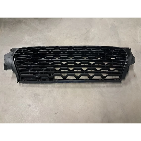 DACIA DUSTER II lökhárító díszrács