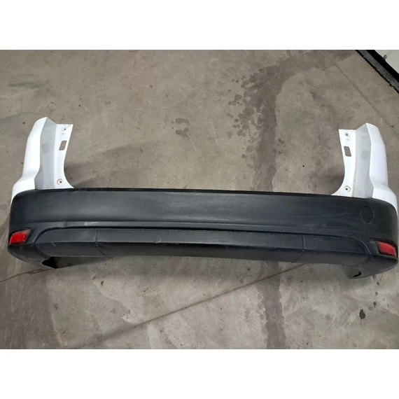 FORD FOCUS III kombi hátsó lökhárító