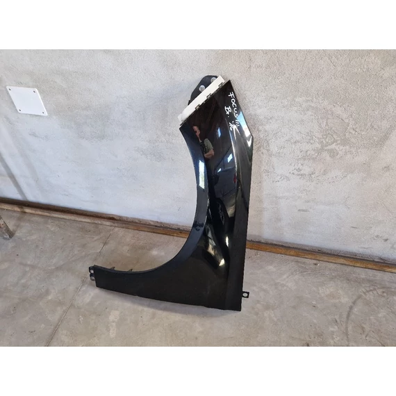 FORD FOCUS III bal első sárvédő